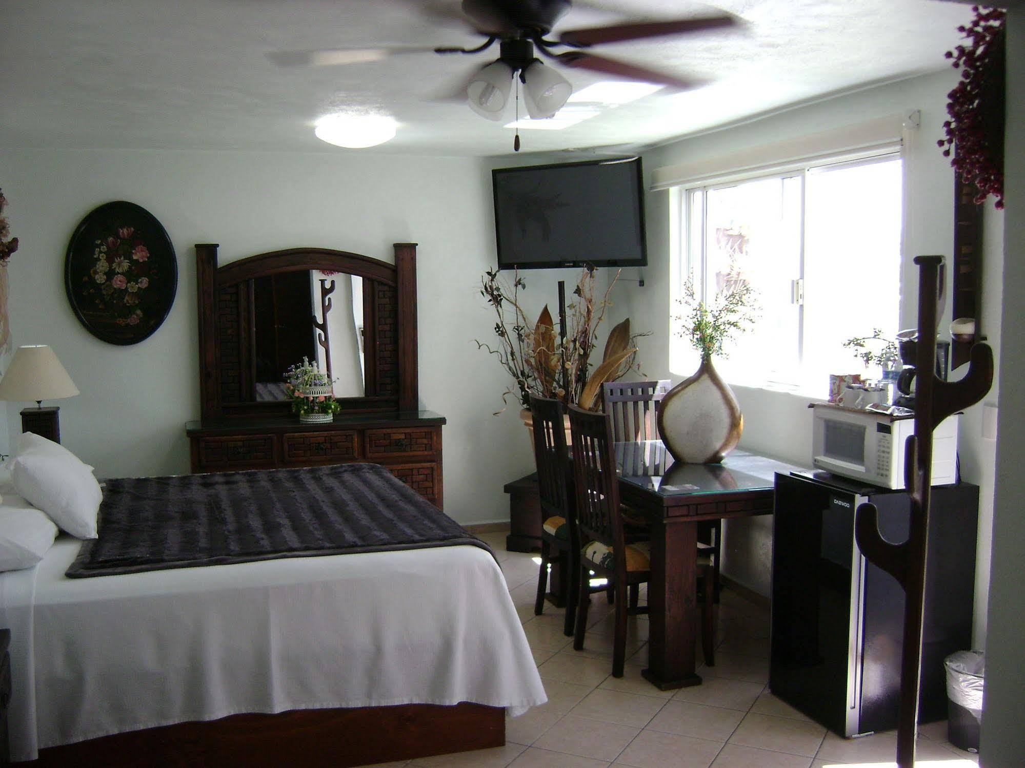 Hotel Residencia Sofia Querétaro Esterno foto